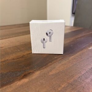 White Wireless Earbuds AirPod Pro 4th Gen w/ ANC & AppleCare